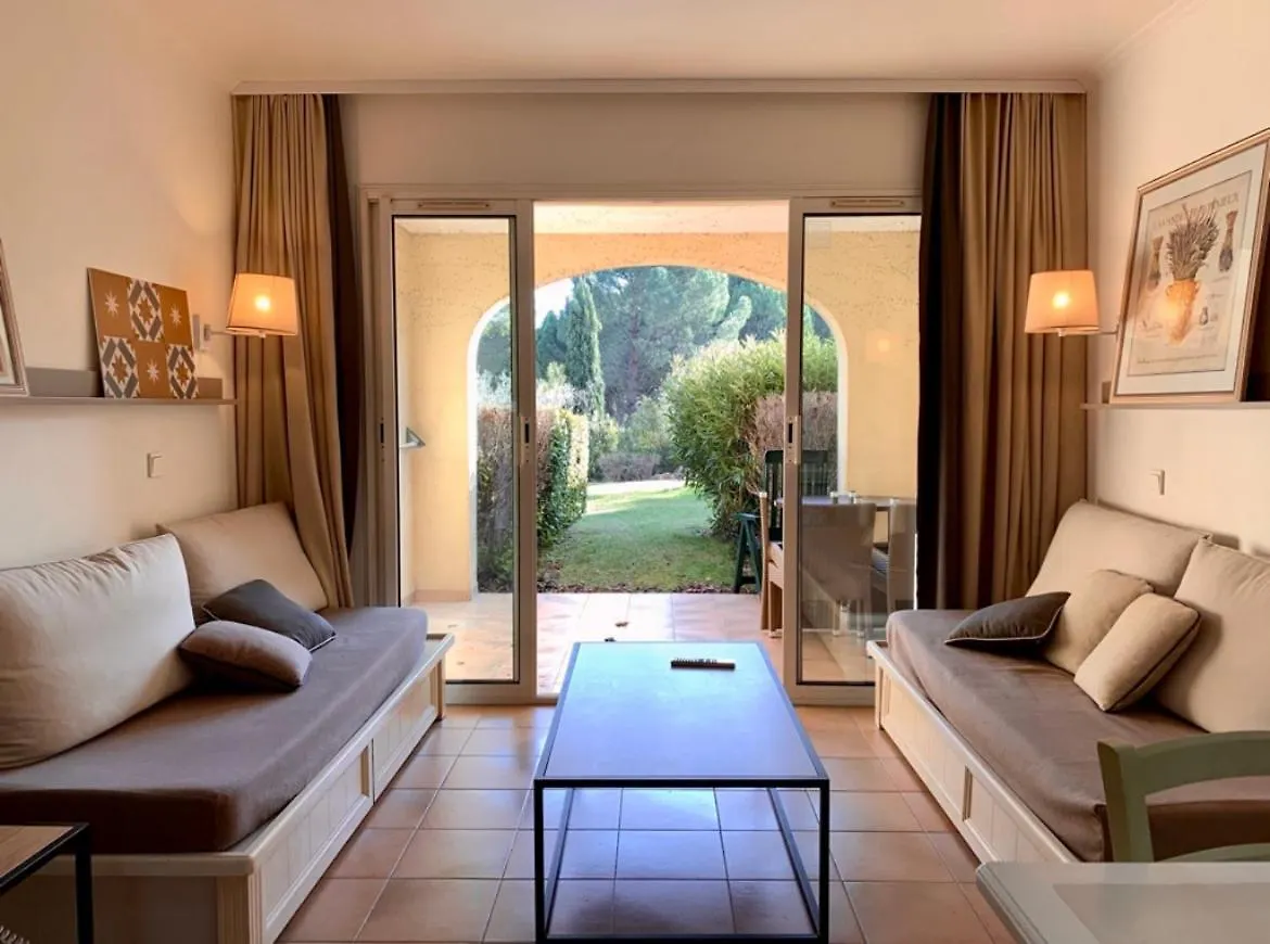Studio 4 Personnes Golf International Pont Royal Mallemort Apartment